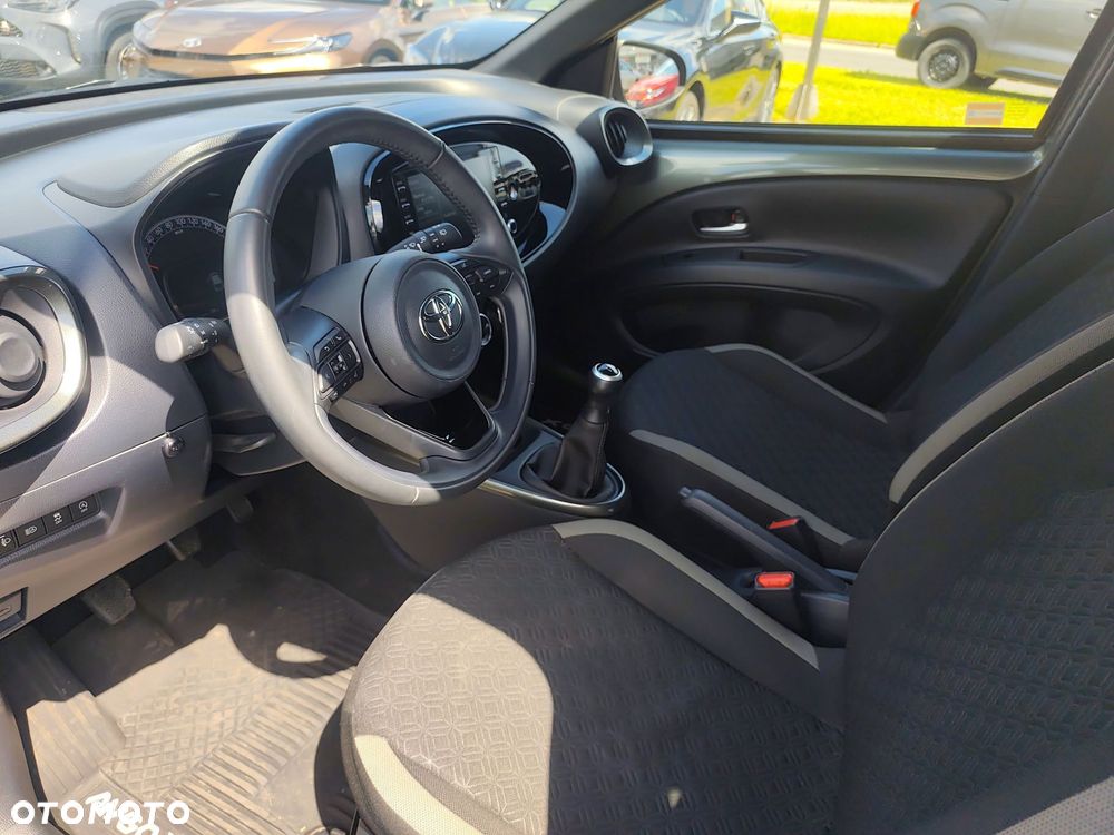 Toyota Aygo X - 16