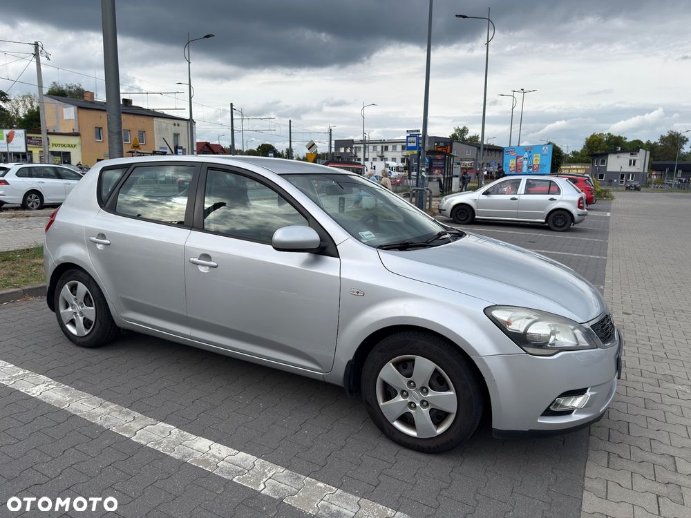 Kia Ceed - 2