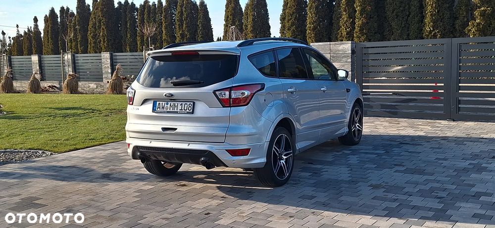 Ford Kuga 2.0 TDCi 4x4 ST-Line - 9