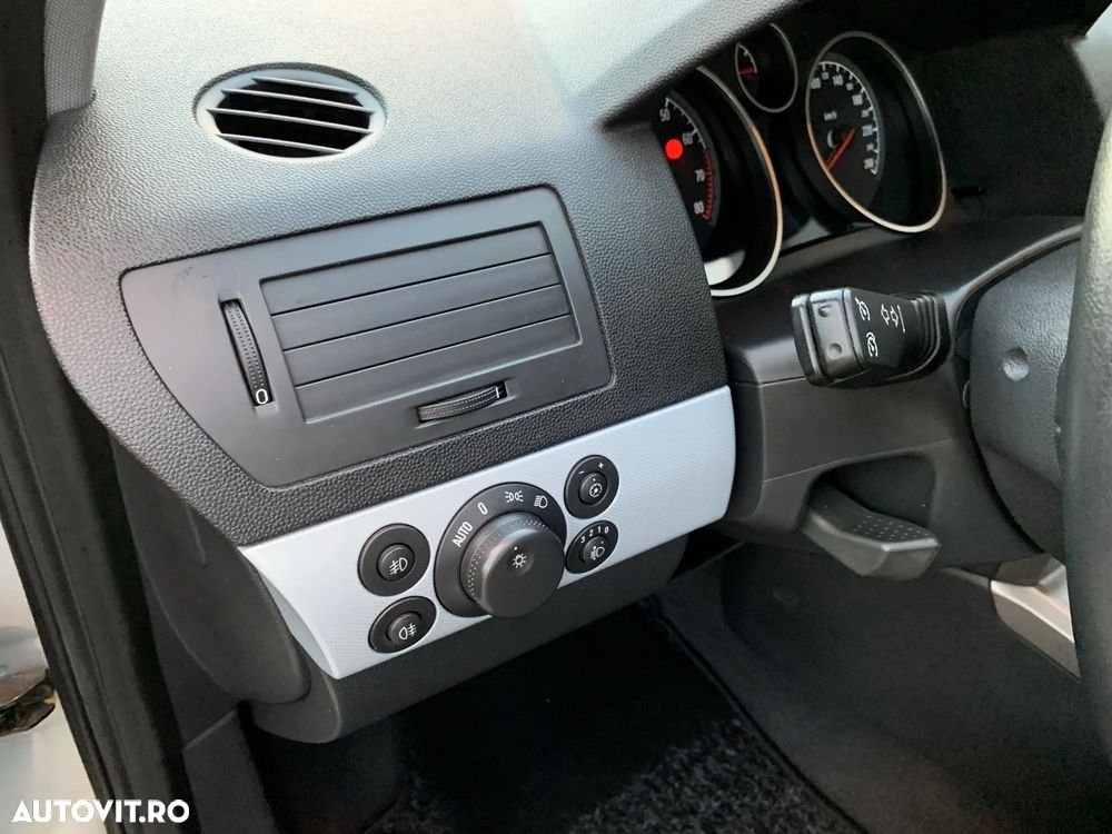 Opel Astra - 19