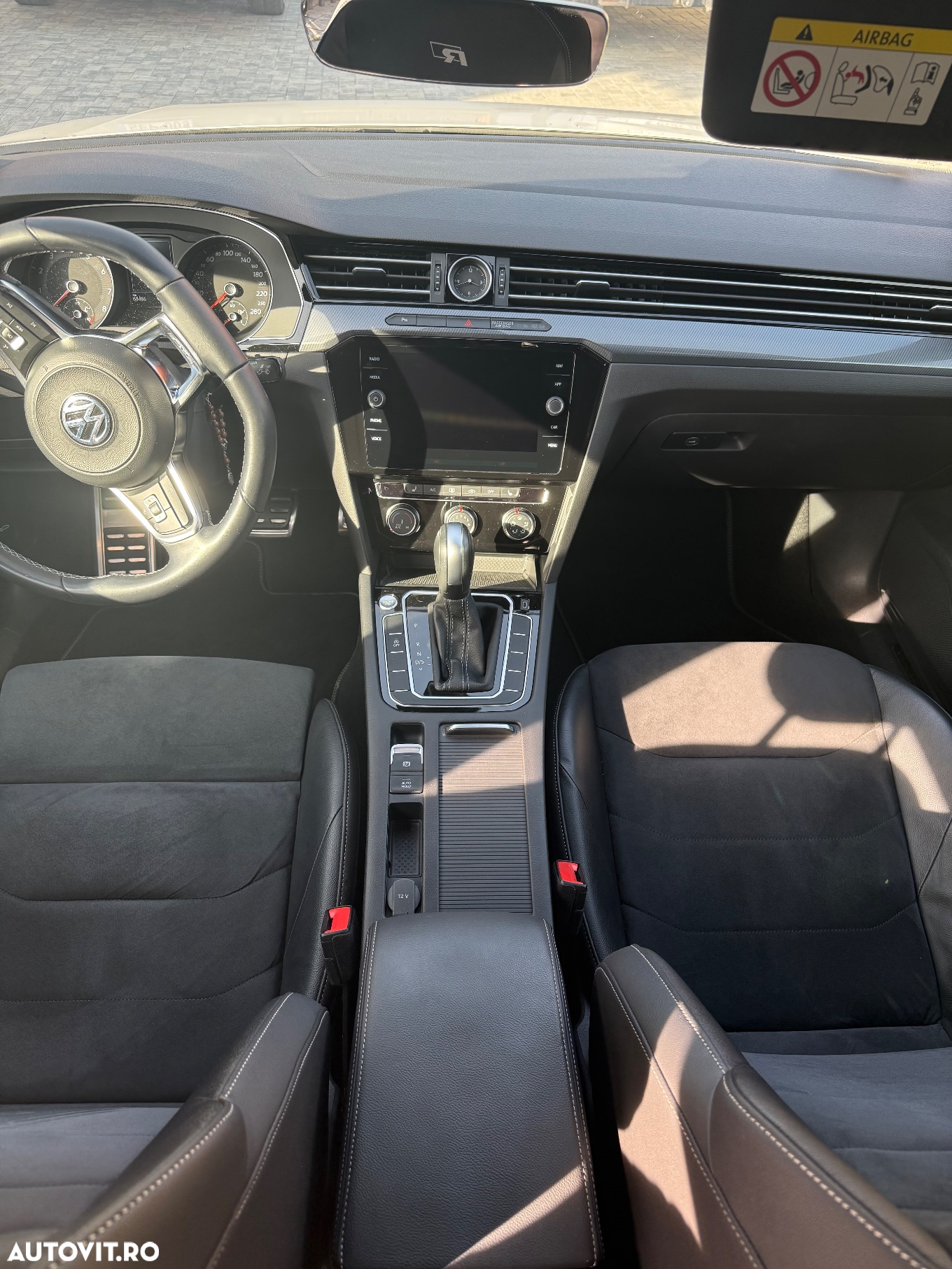Volkswagen ARTEON 2.0 TSI DSG R-Line - 8