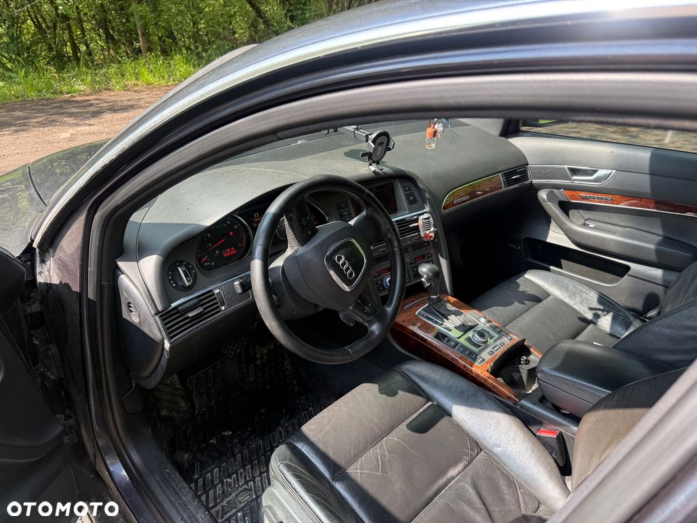 Audi A6 Avant - 14