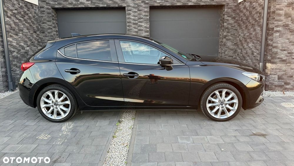 Mazda 3 - 9