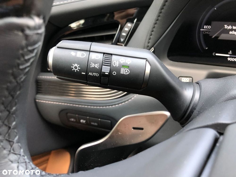 Lexus LS 500h Prestige AWD - 33