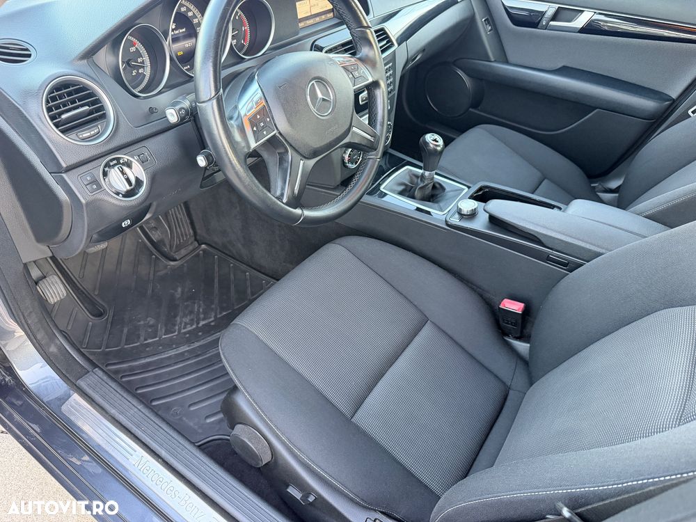 Mercedes-Benz C 200 CDI BlueEFFICIENCY - 8