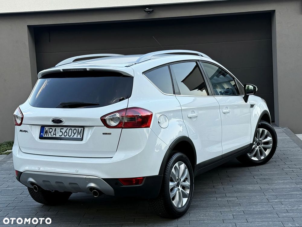 Ford Kuga 2.0 TDCi 2x4 Titanium - 26