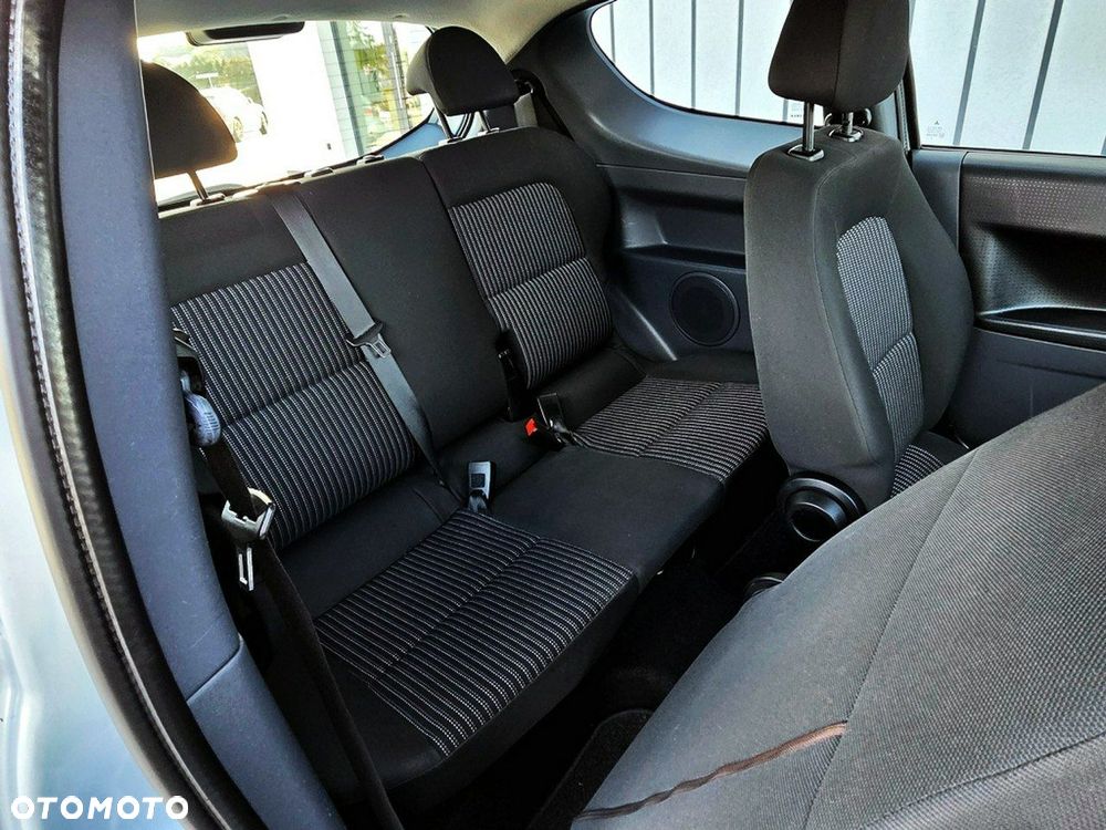 Mitsubishi Colt 1.1 - 20