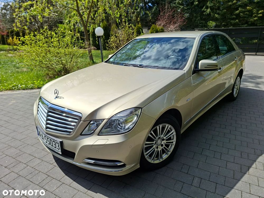 Mercedes-Benz Klasa E 300 CDI BlueEff Elegance - 1