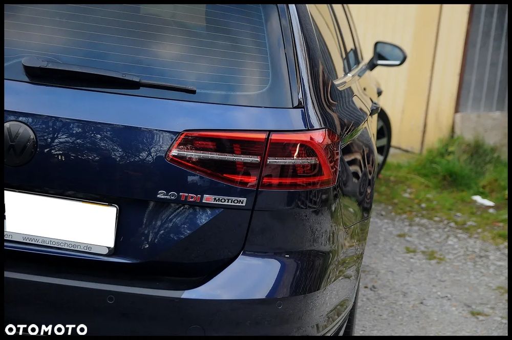 Volkswagen Passat - 18