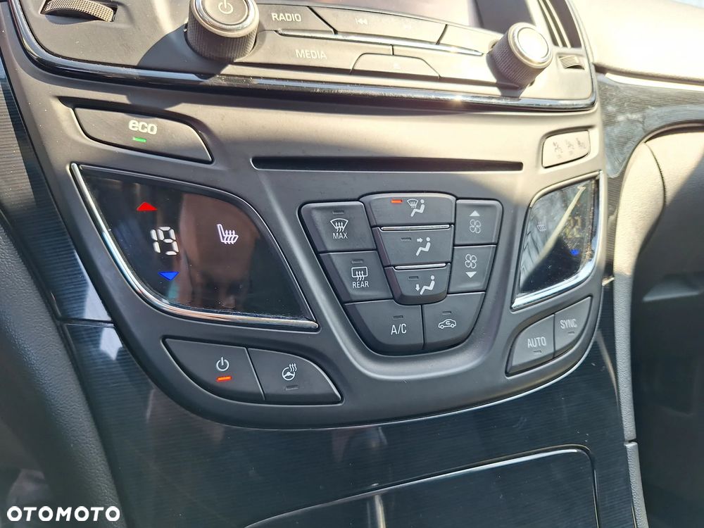 Opel Insignia 2.0 CDTI 4x4 ecoFLEX Start/Stop Innovation - 29