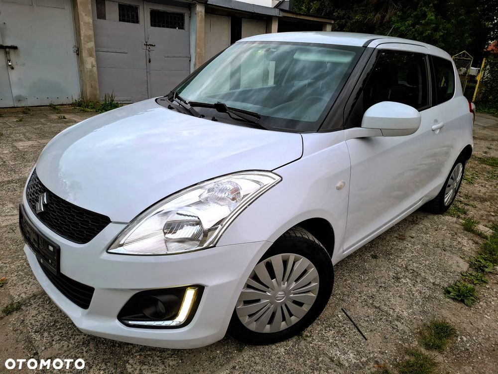 Suzuki Swift 1.2 BlackWhite - 2