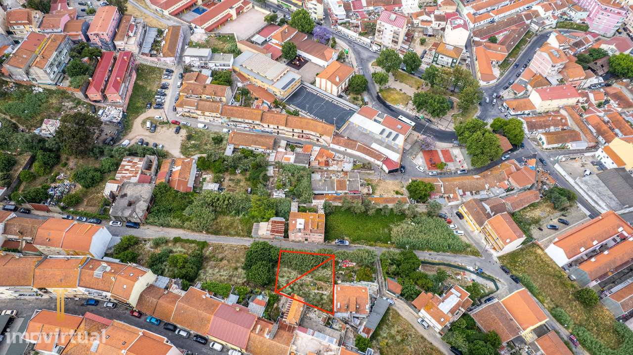 Terreno urbano para venda – 291 m² | Rua Particular à Quinta do Reguen - Grande imagem: 5/19