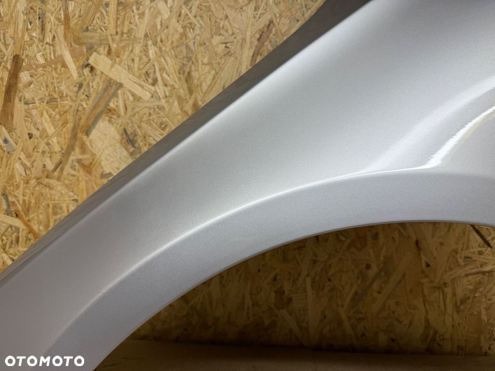 BŁOTNIK LEWY PRZÓD MERCEDES BENZ A KLASA W177 A177 A177881050 SREBRNY - 36