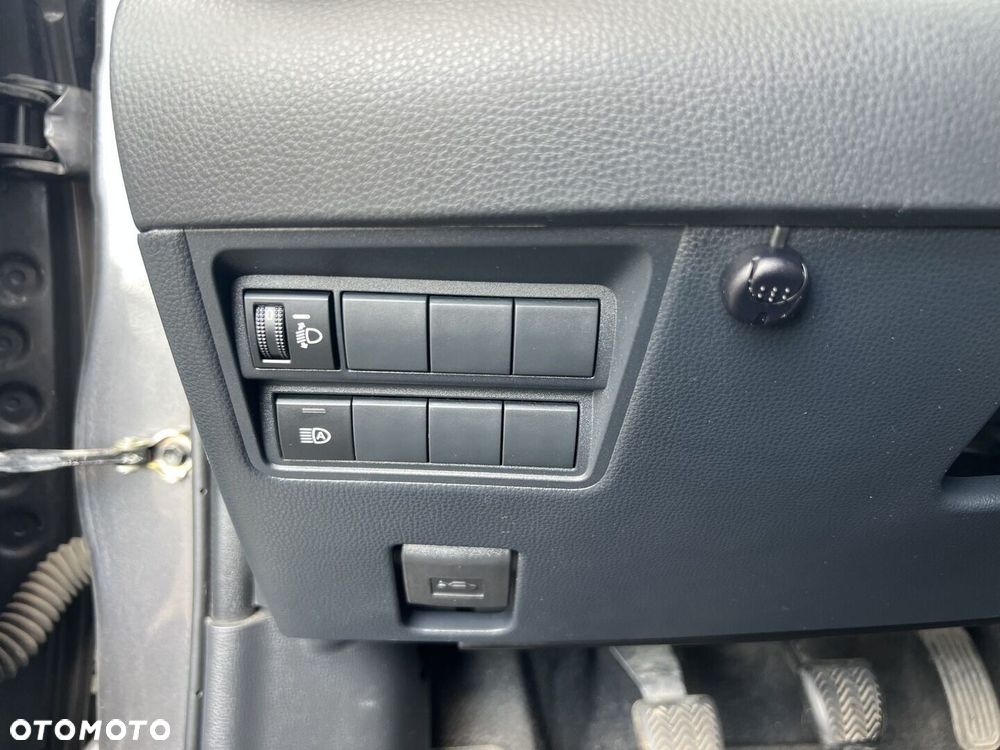 Toyota Yaris - 15