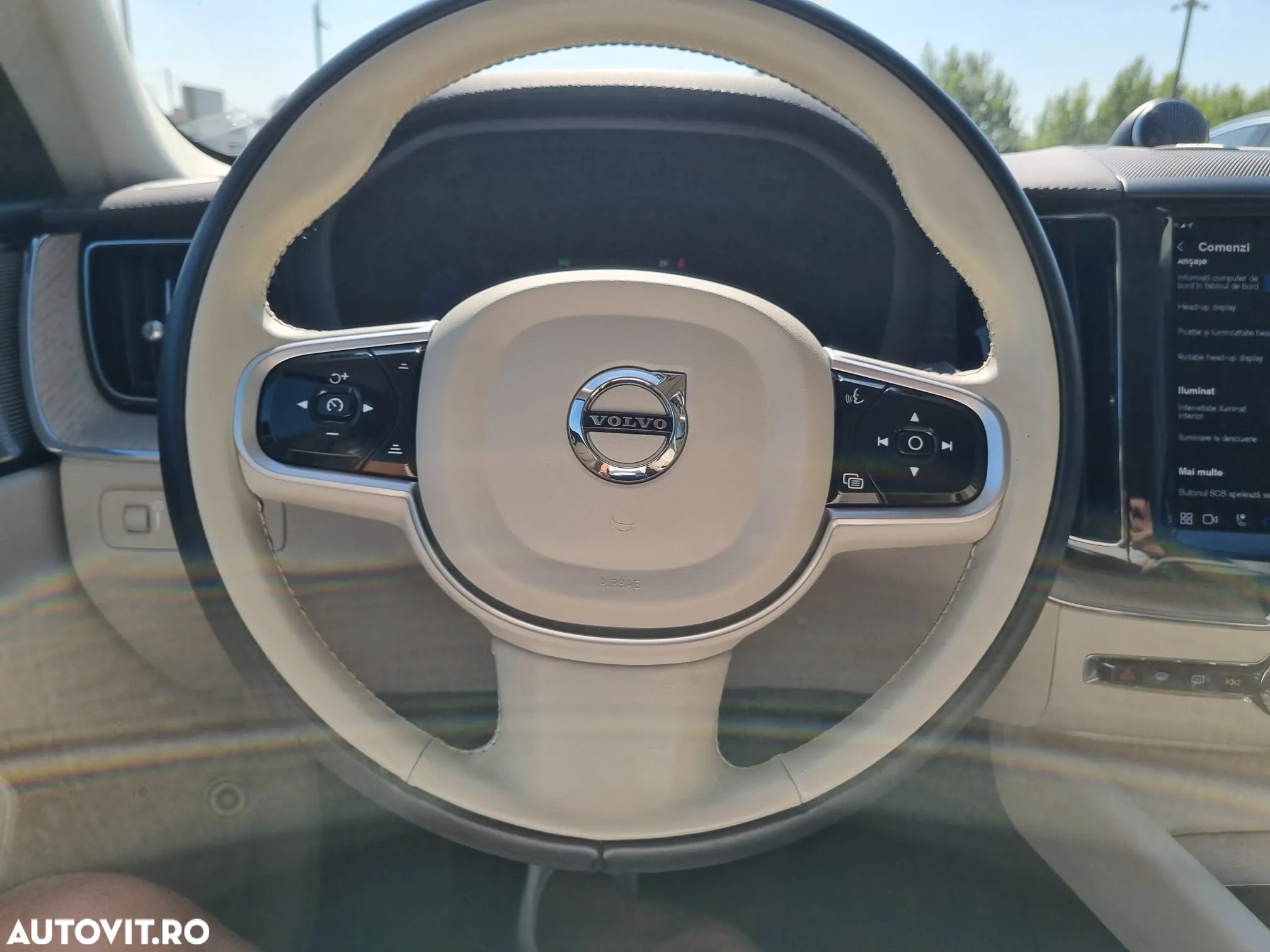 Volvo XC 60 B4 MHEV Inscription - 33