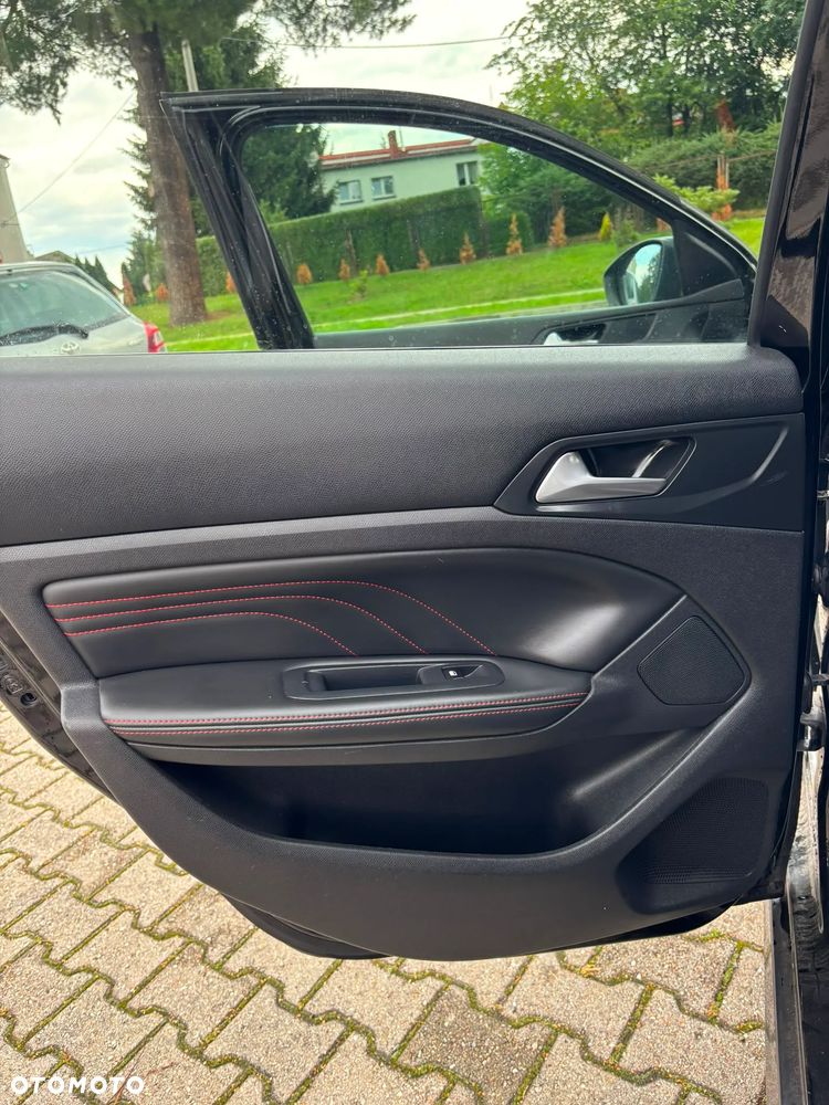 Peugeot 308 BlueHDi FAP 120 Stop&Start GT-Line Edition - 11