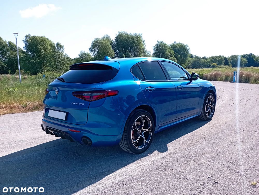 Alfa Romeo Stelvio 2.0 Turbo Veloce Q4 - 4