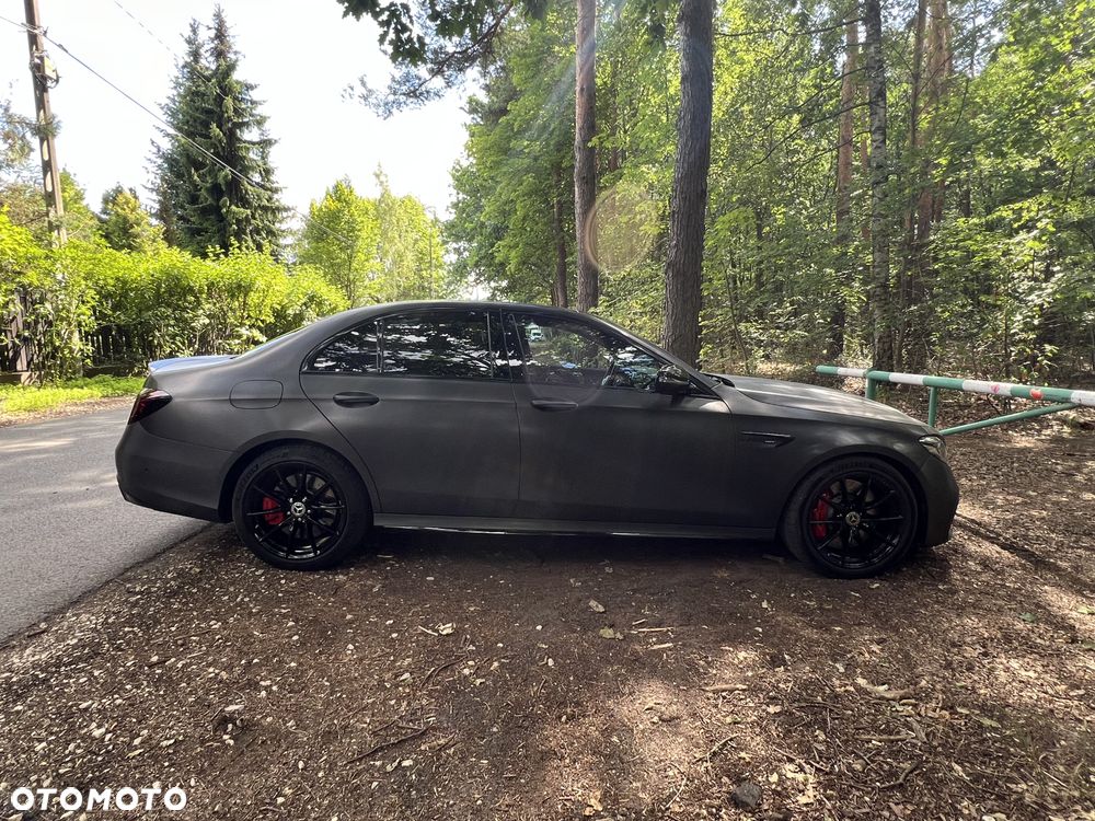 Mercedes-Benz Klasa E AMG 63 S 4-Matic+ - 11