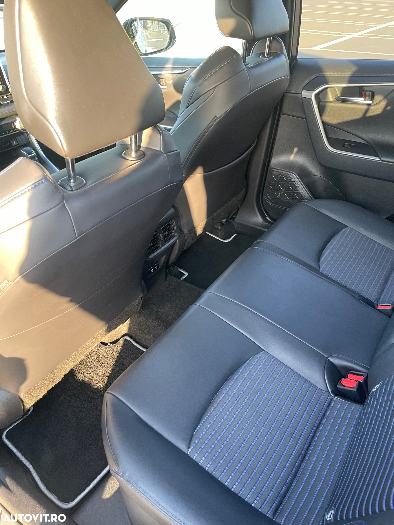 Toyota RAV4 2.5 4x4 Hybrid Style Selection - 8