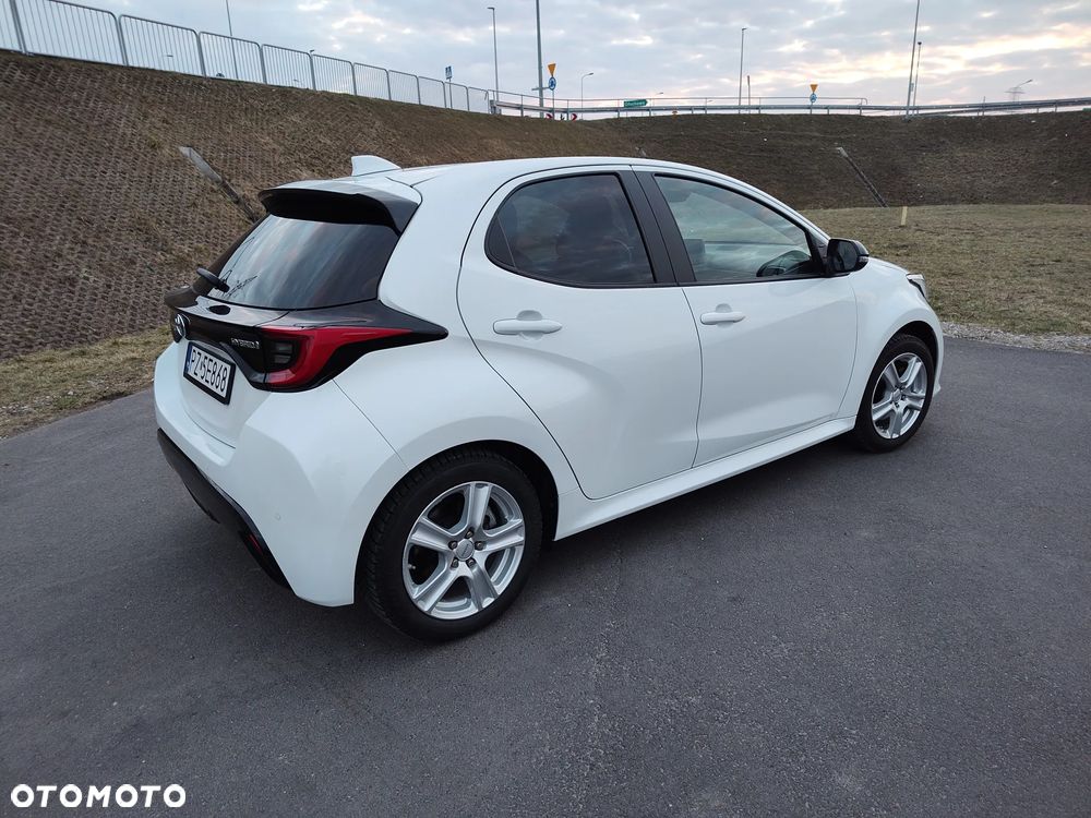 Toyota Yaris Hybrid 1.5 Executive - 6