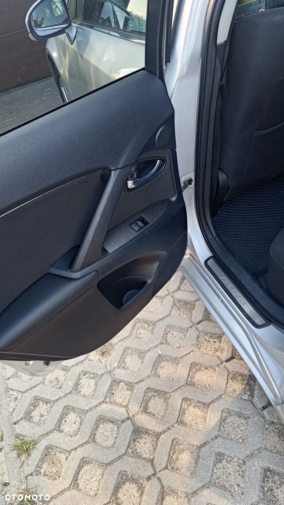Toyota Avensis 1.8 Sol NAVI - 21