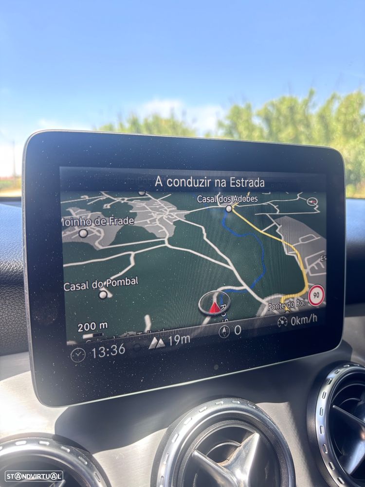 Mercedes-Benz GLA 220 d 4Matic 7G-DCT AMG Line - 22