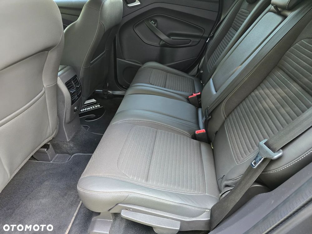 Ford Kuga 2.0 TDCi 4WD Titanium - 22