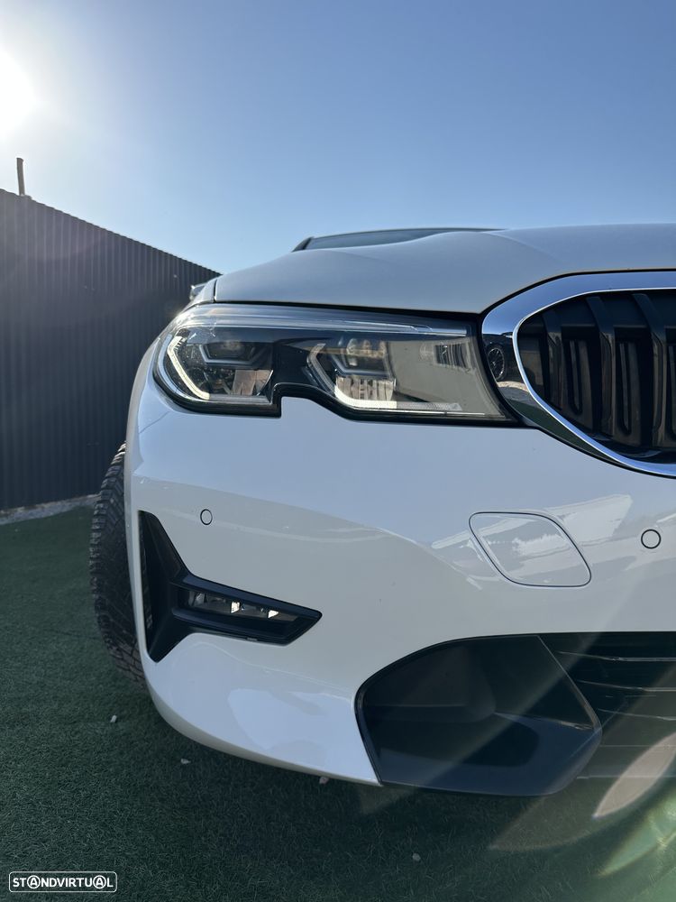 BMW 330 e Aut. Sport Line - 52