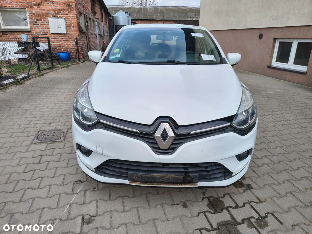Renault Clio - 2