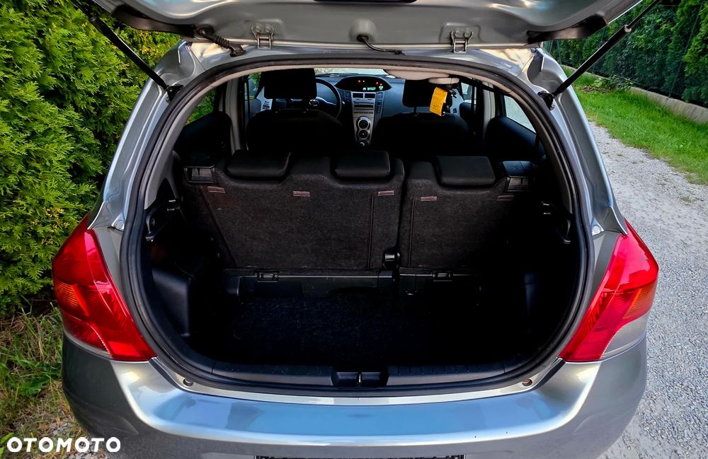 Toyota Yaris 1.33 2010 - 18