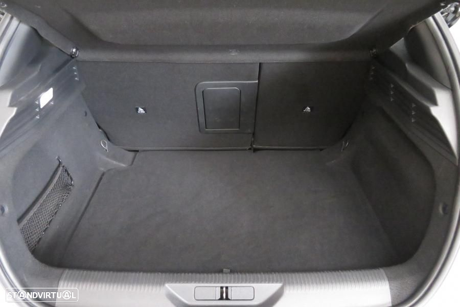 Peugeot 308 1.2 PureTech Allure Pack - 33
