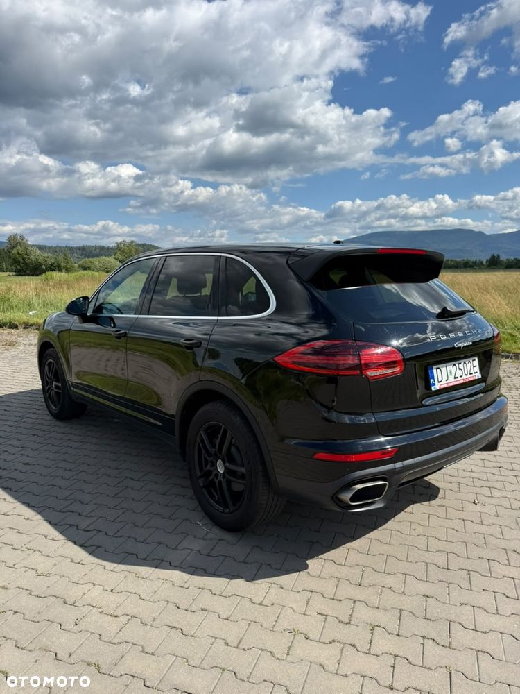 Porsche Cayenne Standard - 10
