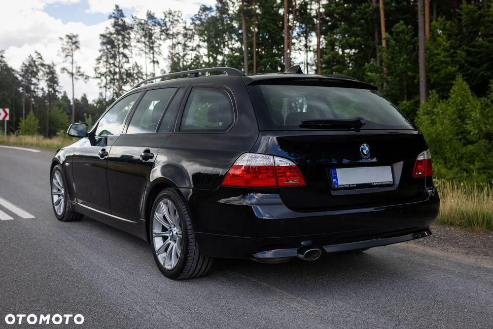 BMW Seria 5 520d Edition Exclusive - 3