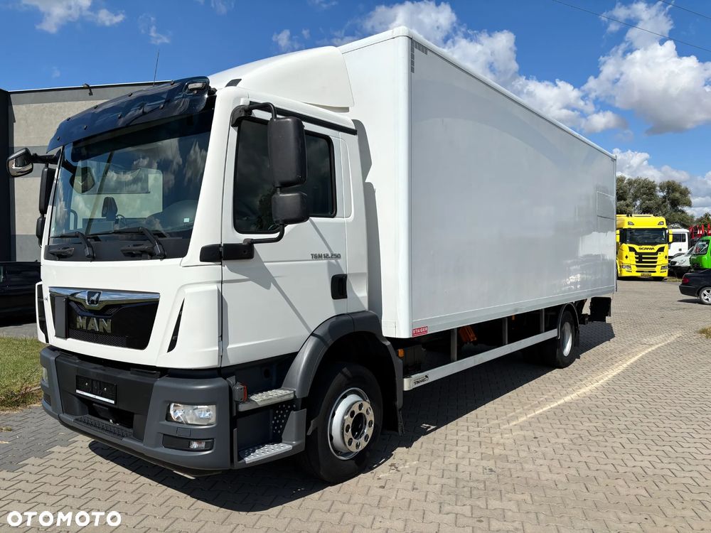 MAN TGM 12.250  kontener , winda , koła 19,5 , (nie TGL) 2019 rok z Niemiec, izoterma, - 2