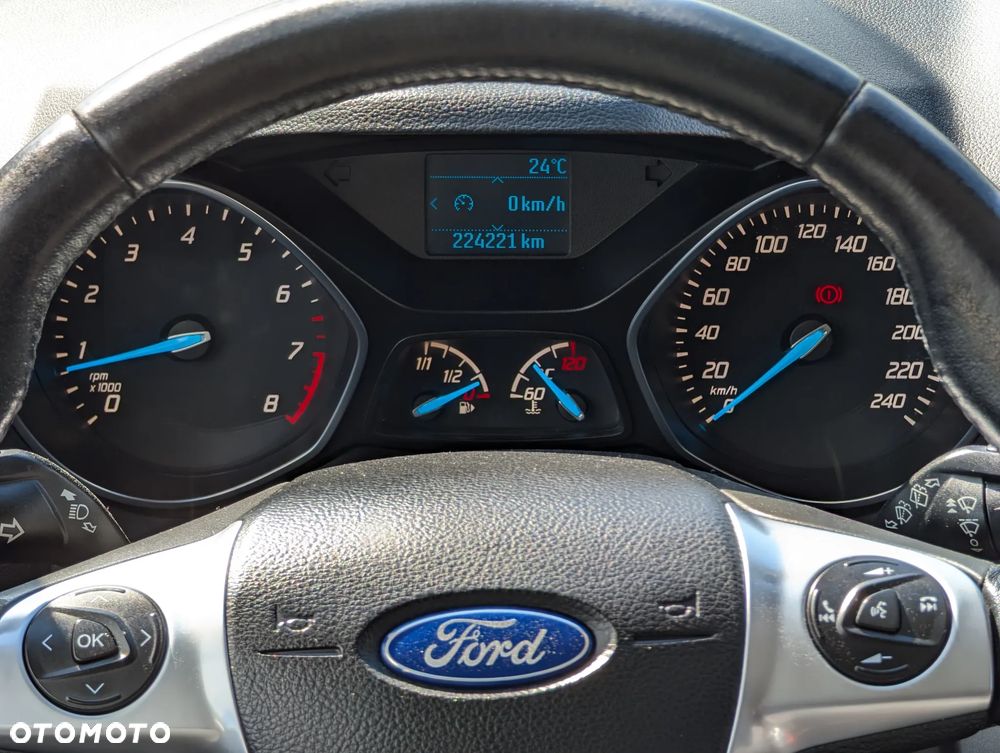 Ford Kuga 1.6 EcoBoost 2x4 Titanium - 29