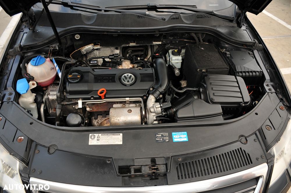 Volkswagen Passat - 28