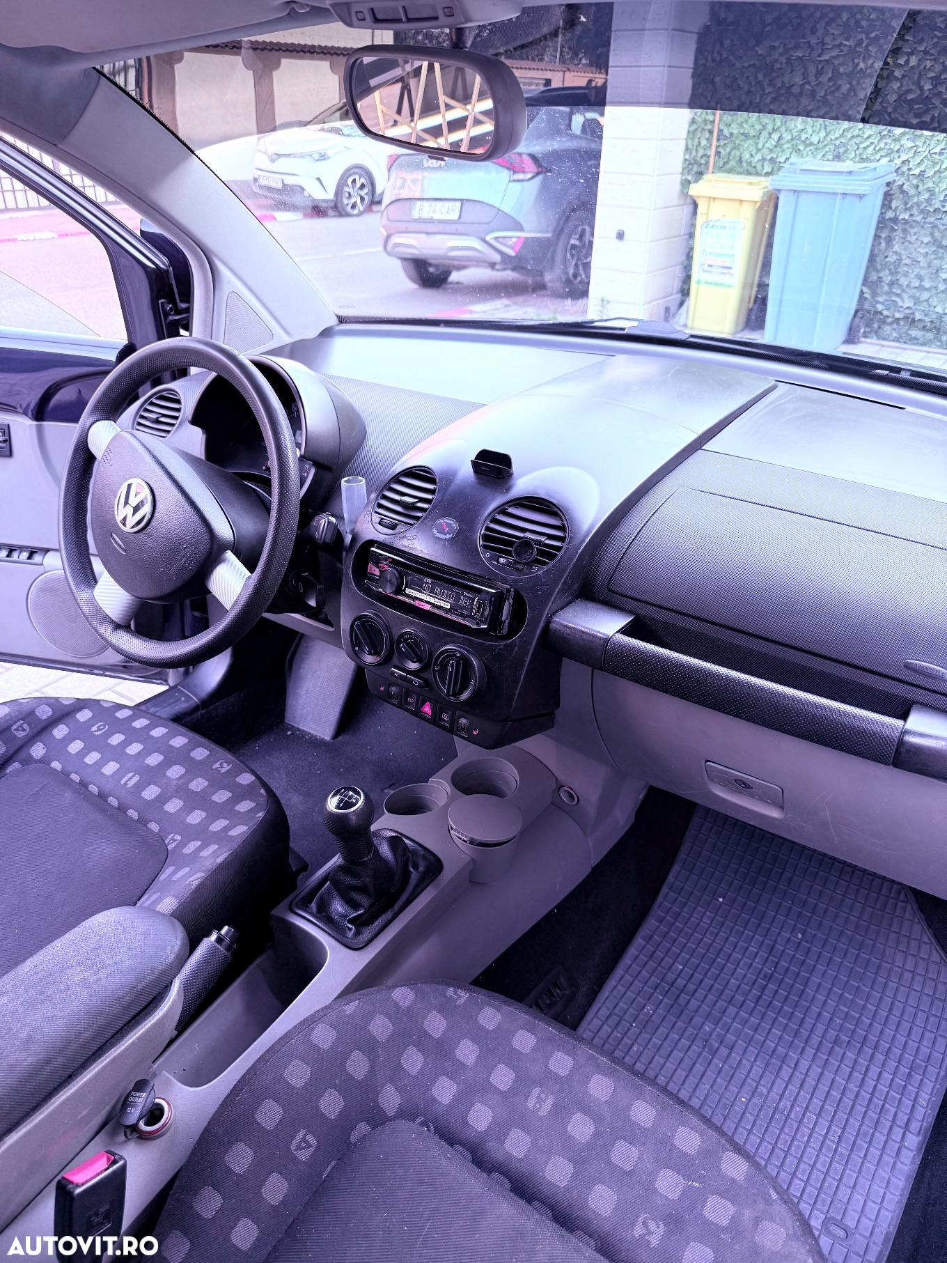 Volkswagen Beetle - 8