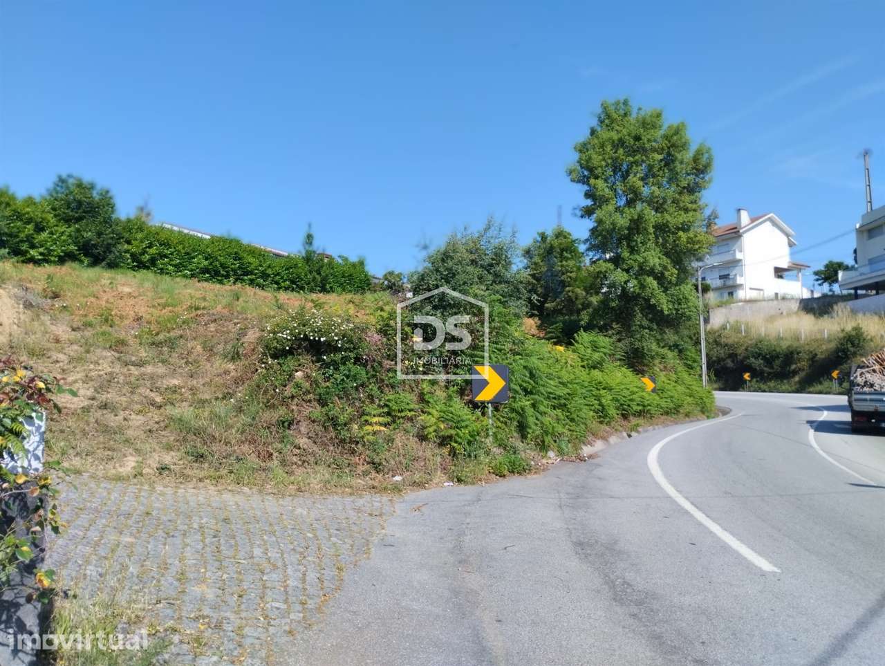 Terreno  Venda em Freixo de Cima e de Baixo,Amarante - Grande imagem: 2/12