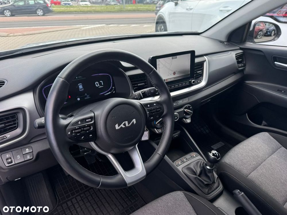 Kia Stonic 1.2 M - 10