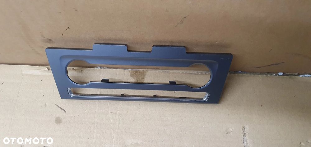 Ramka panelu nawiewu konsoli dekor VW Polo V 6R 6C1820075 - 2