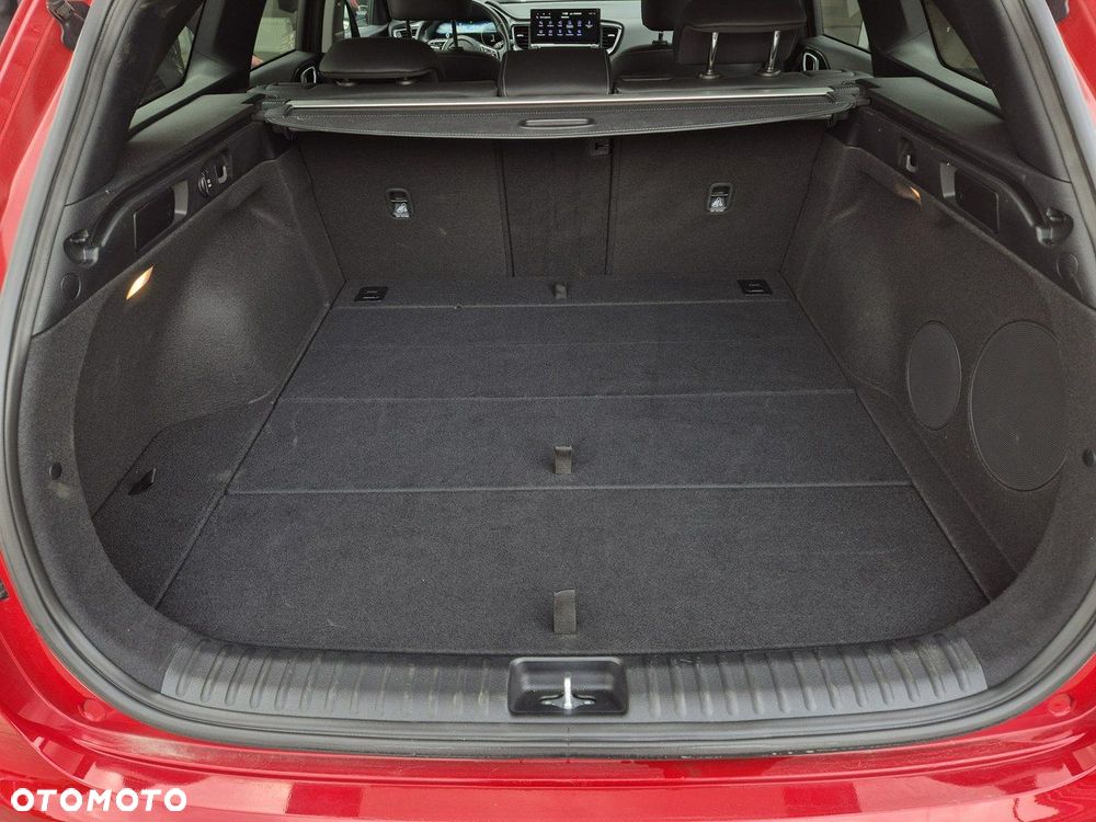 Kia Ceed - 35