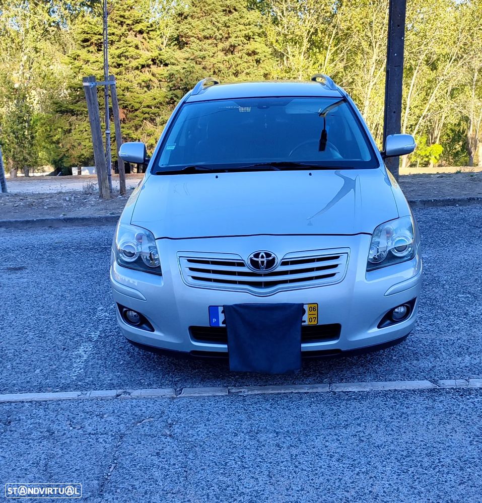 Toyota Avensis SW 2.0 D-4D Sol - 1