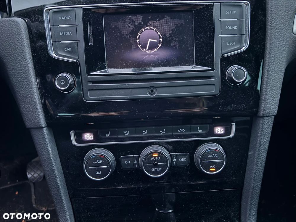 Volkswagen Golf 1.2 TSI BlueMotion Technology Cup - 10