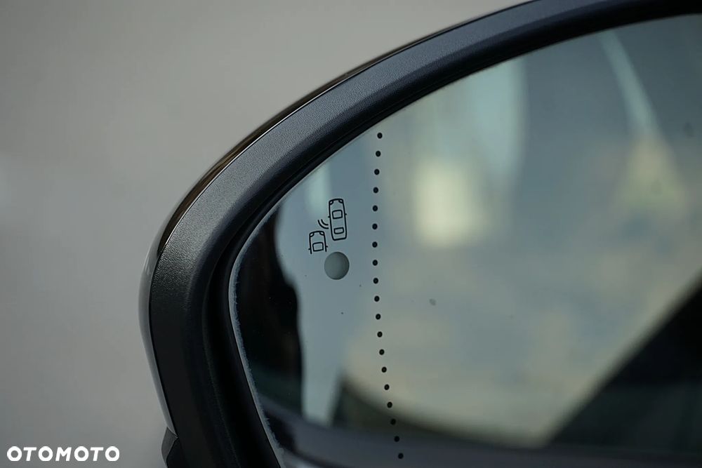 Renault Arkana E-TECH 145 R.S.LINE - 17