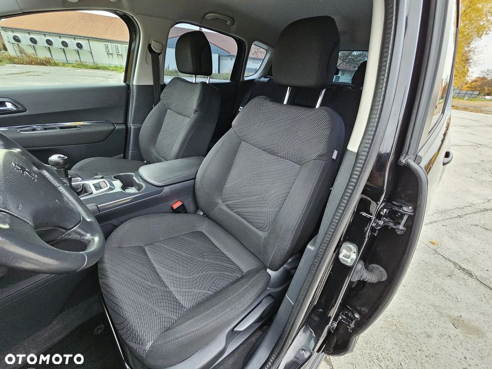 Peugeot 3008 1.6 Active - 18