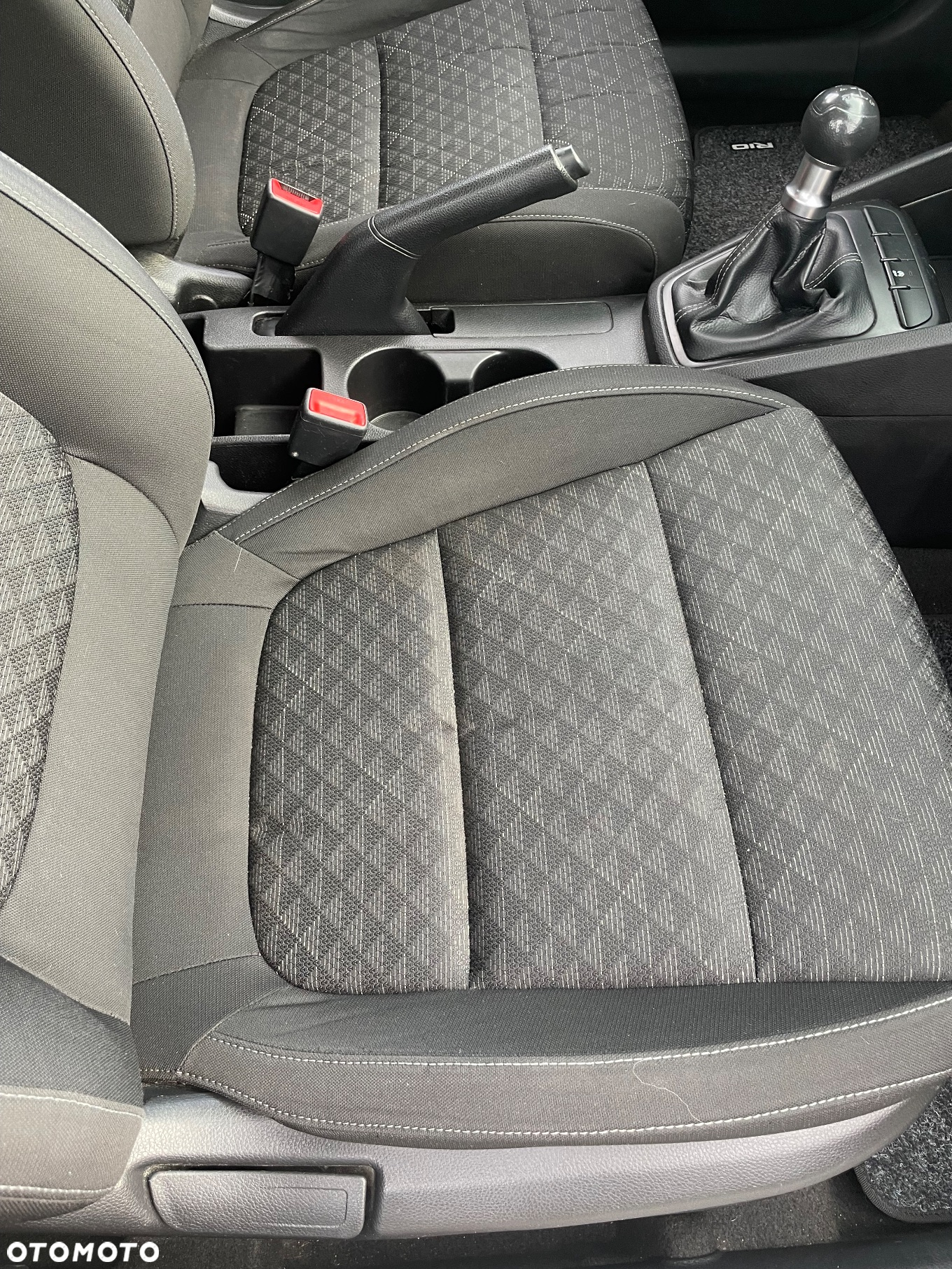 Kia Rio 1.2 Business Line - 23