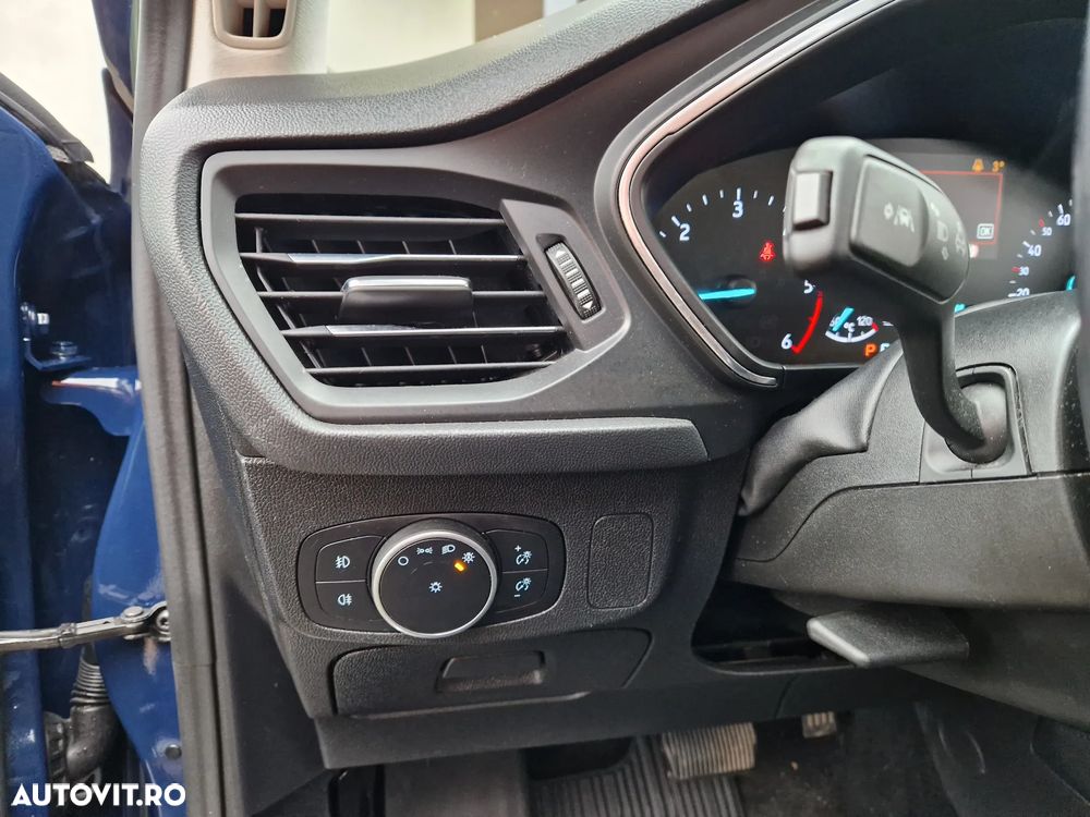 Ford Focus 2.0 EcoBlue Titanium Business - 21