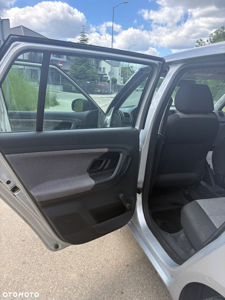 Skoda Fabia 1.6 TDI DPF Classic - 23