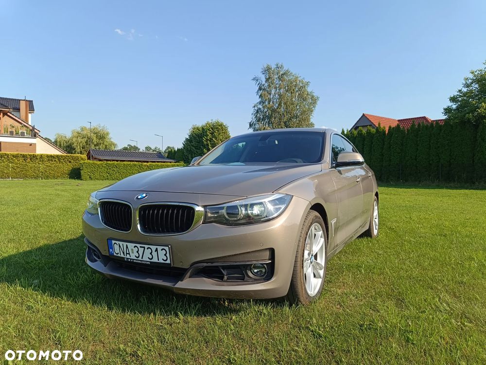 BMW Seria 3 320i - 1