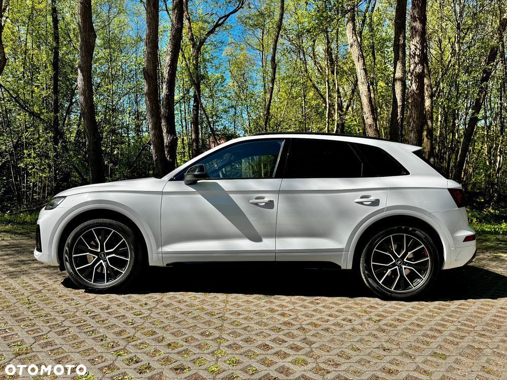 Audi SQ5 - 5